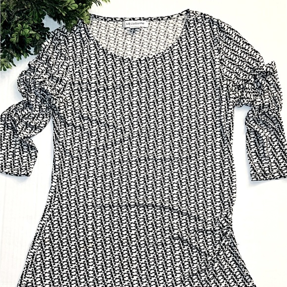 Liz Claiborne Tops - Womens Liz Claiborne 3/4 sleep top - Sz S Blk/Blue/Wht